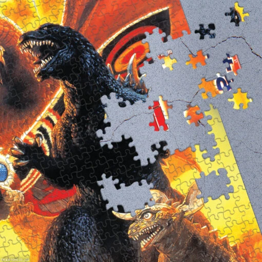 Godzilla “Godzilla, Mothra And King Ghidorah: Giant Monsters All-Out Attack” 1000 Piece Puzzle - Image 5