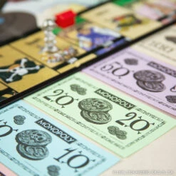MONOPOLY®: One Piece -Game Sale Store MNOnePiece Money 1080sq