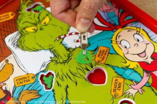 OPERATION®: The Grinch - Image 5