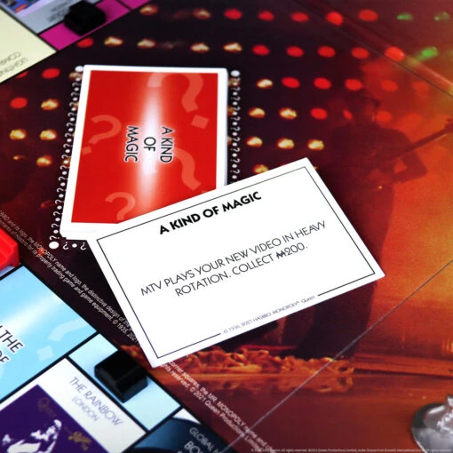 MONOPOLY®: Queen - Image 9