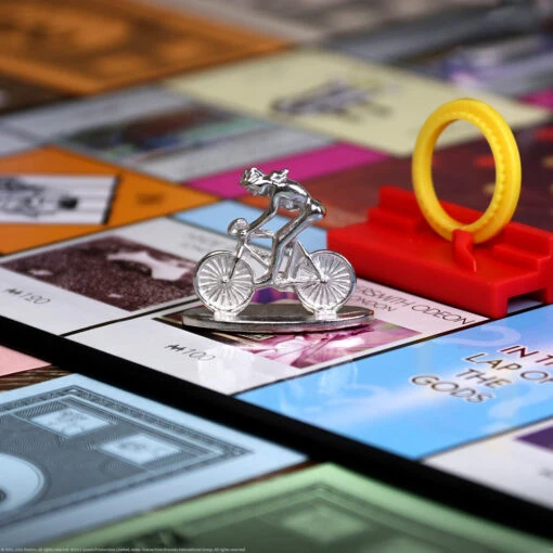 MONOPOLY®: Queen - Image 10