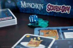 Munchkin®: Scooby-Doo!™ -Game Sale Store Scooby DooMunchkin DieandMarkersDetail