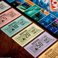 MONOPOLY®: Predators Of The Deep Edition -Game Sale Store Shark Week Monopoly photo 01 square